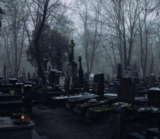 nagrobki w pruszkowie